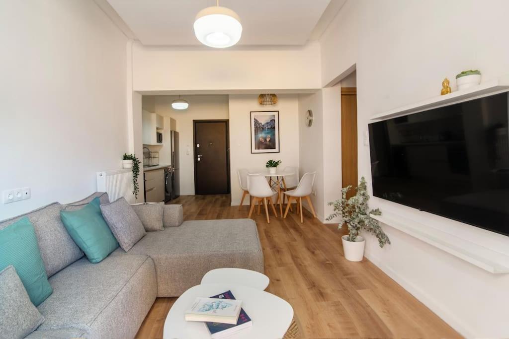Daire Kelly's Urban - 5 Mins Walk To Acropolis